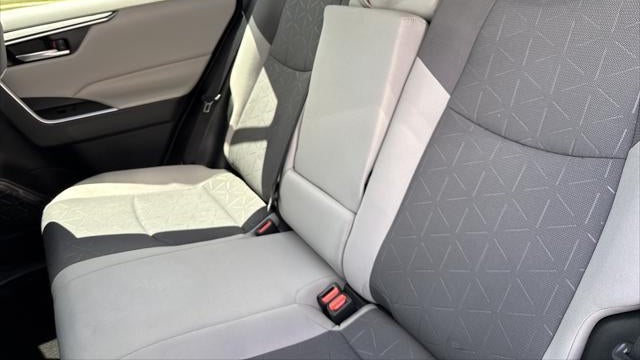 2019 Toyota RAV4 Hybrid XLE