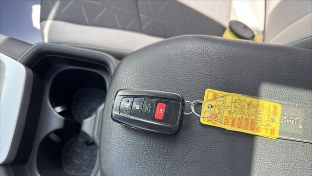 2019 Toyota RAV4 Hybrid XLE