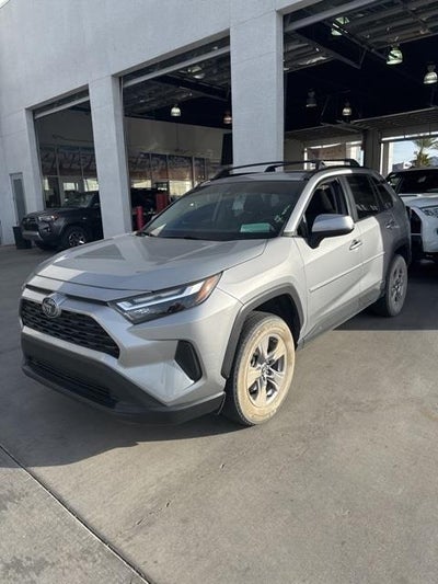 2022 Toyota RAV4 Hybrid AWD XLE 4DR SUV