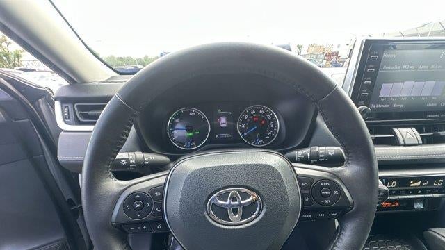 2020 Toyota RAV4 Hybrid XLE