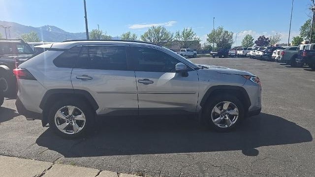 2020 Toyota RAV4 Hybrid XLE