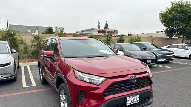 2024 Toyota RAV4 Hybrid XLE