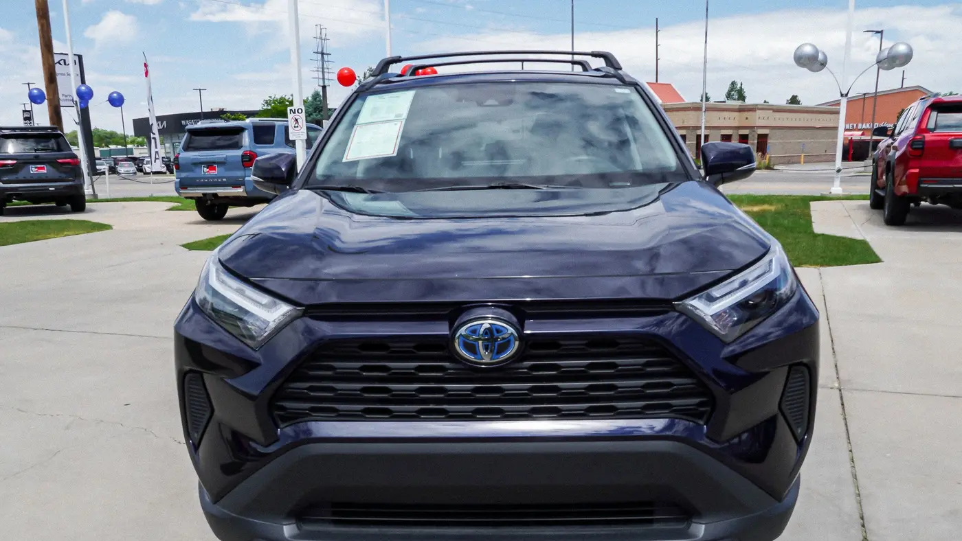 2024 Toyota RAV4 Hybrid XLE