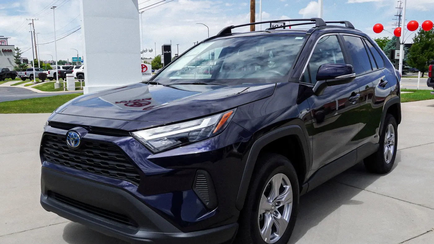 2024 Toyota RAV4 Hybrid XLE