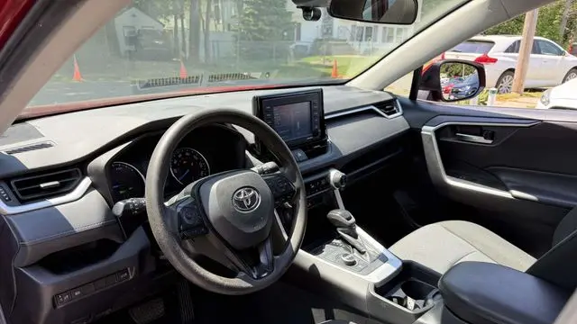 2020 Toyota RAV4 Hybrid XLE