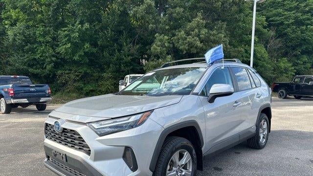 2024 Toyota RAV4 Hybrid XLE