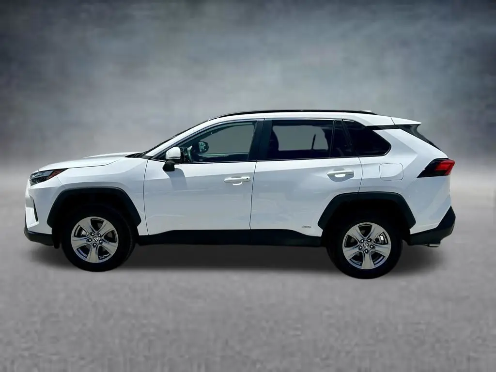 2025 Toyota RAV4 - $31,082