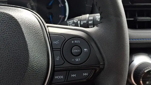 2024 Toyota RAV4 Hybrid SE