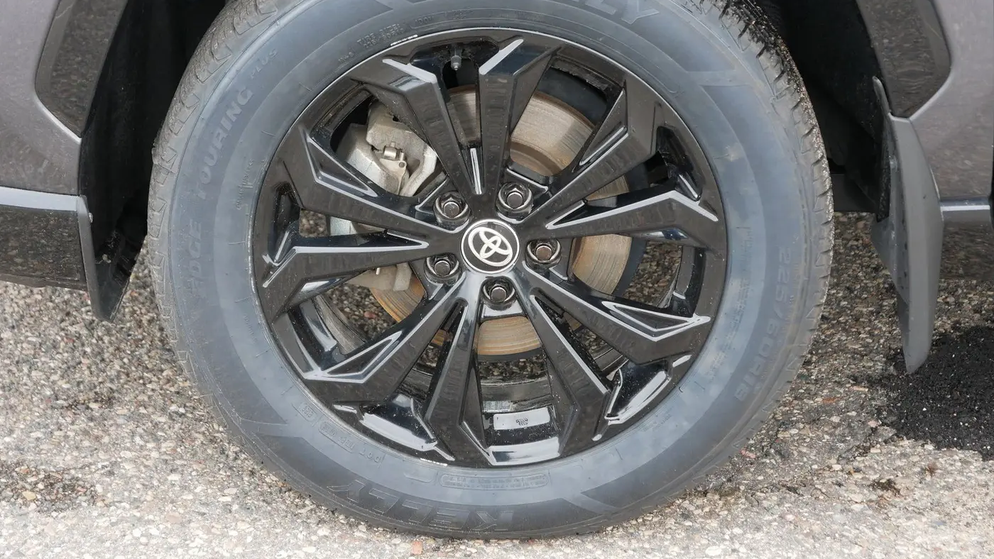 2024 Toyota RAV4 Hybrid SE
