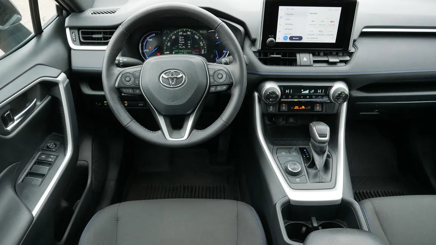 2024 Toyota RAV4 Hybrid SE