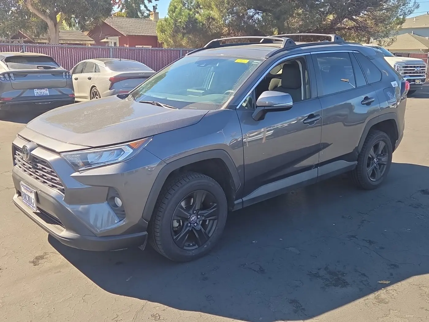 2020 Toyota RAV4 - $23,500