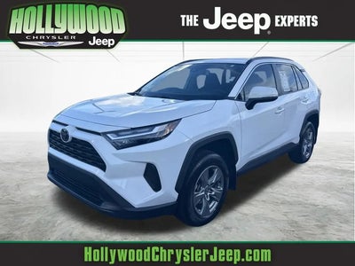 2024 Toyota RAV4 XLE 4DR SUV