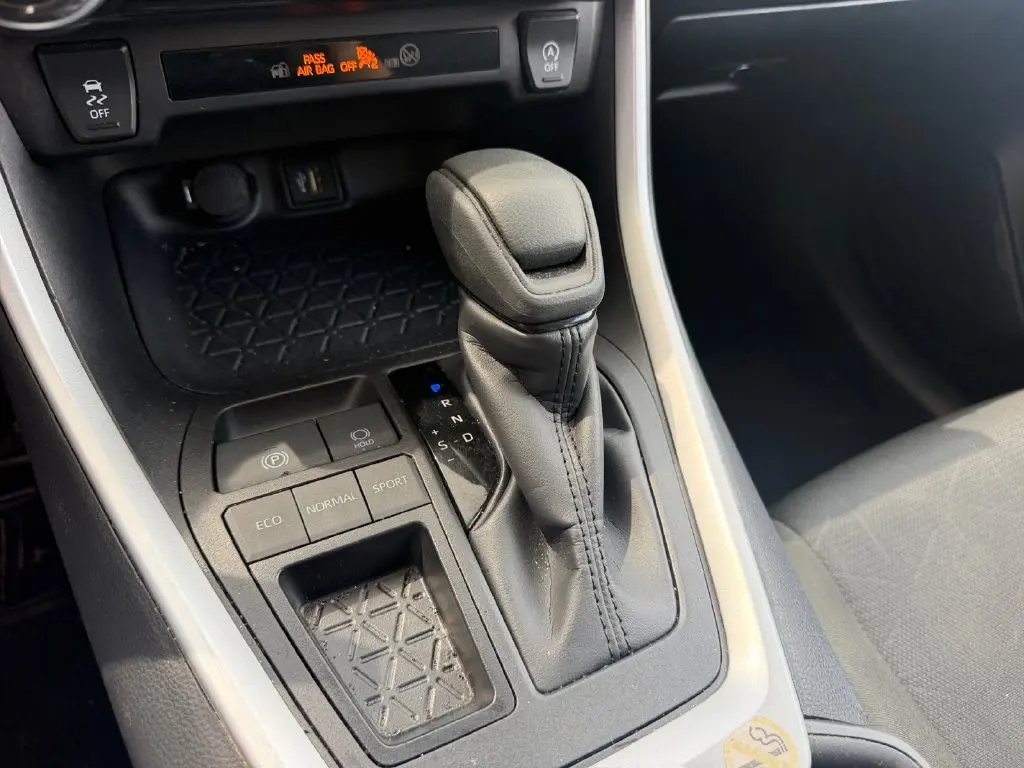 2025 Toyota RAV4 - $30,000