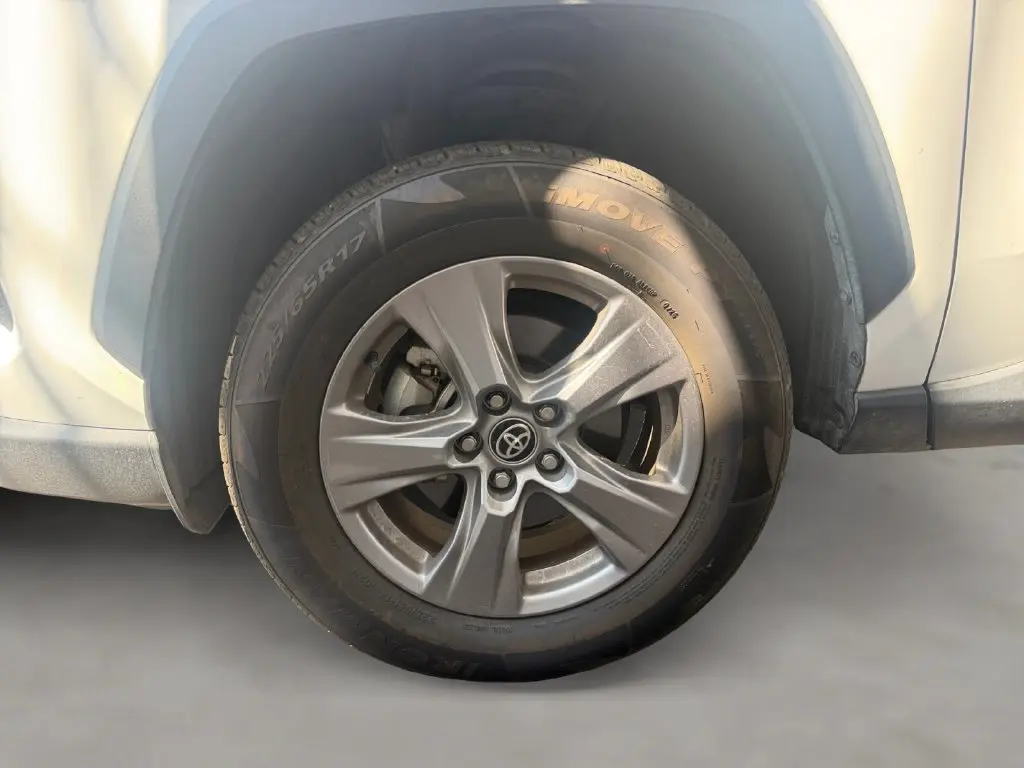 2025 Toyota RAV4 - $30,000