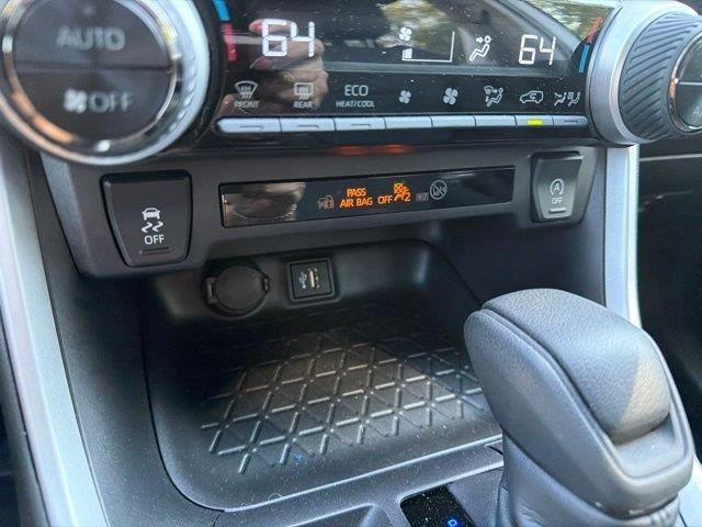 2025 Toyota RAV4 - $34,000