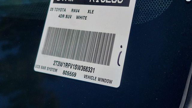 2025 Toyota RAV4 XLE