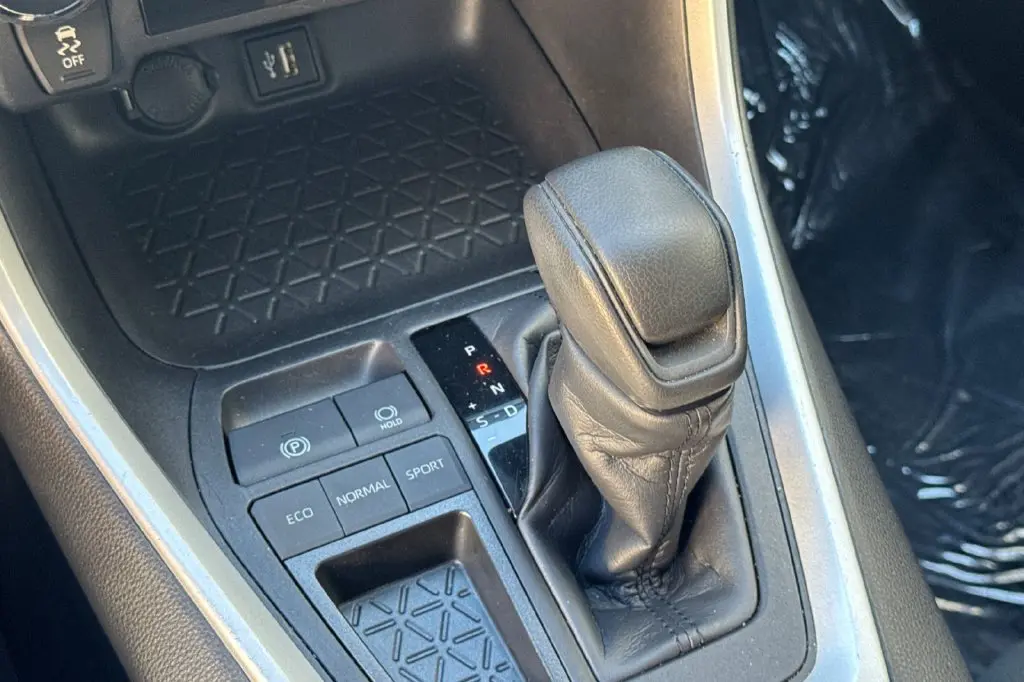 2024 Toyota RAV4 - $28,991