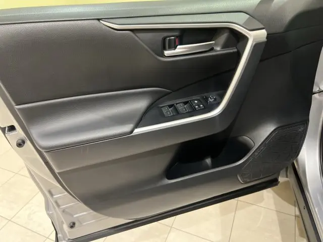 2025 Toyota RAV4 - $33,615