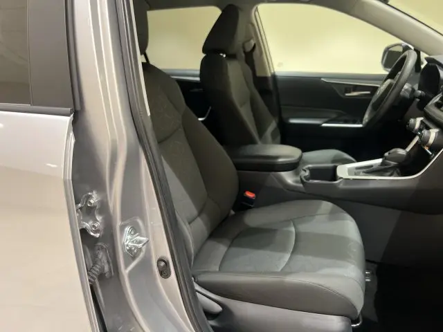 2025 Toyota RAV4 - $33,615