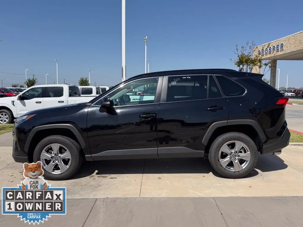 2025 Toyota RAV4 - $27,000