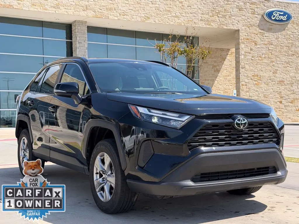 2025 Toyota RAV4 - $27,000