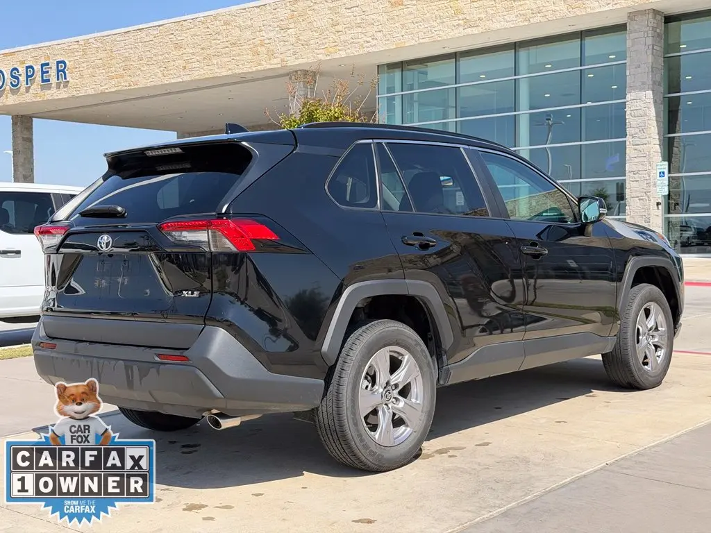 2025 Toyota RAV4 - $27,000