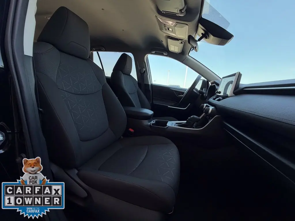 2025 Toyota RAV4 - $27,000