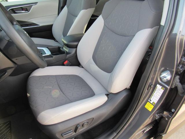 2025 Toyota RAV4 - $32,394