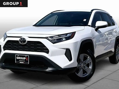 2022 Toyota RAV4 XLE 4DR SUV