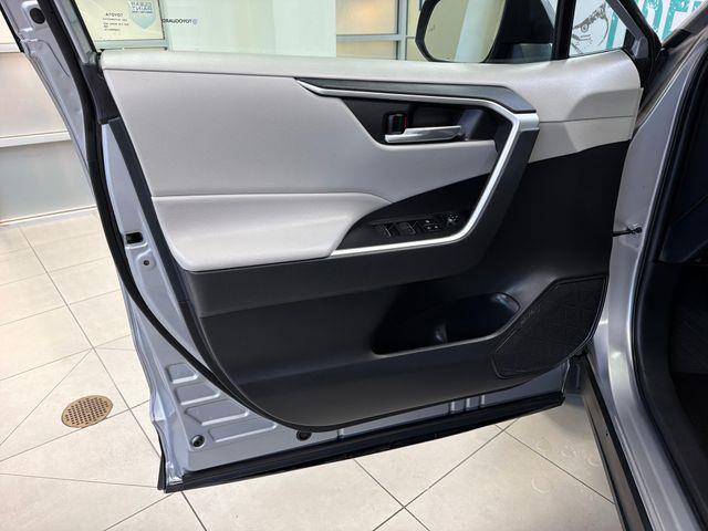 2023 Toyota RAV4 - $25,400