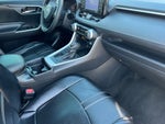 2020 RAV4 Thumbnail 17