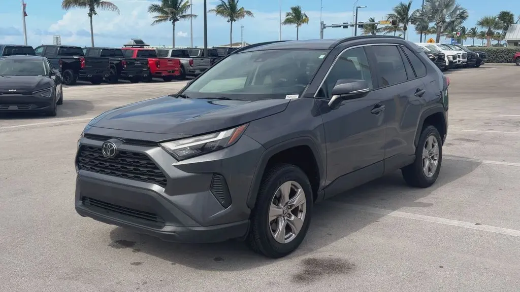 2023 Toyota RAV4 XLE