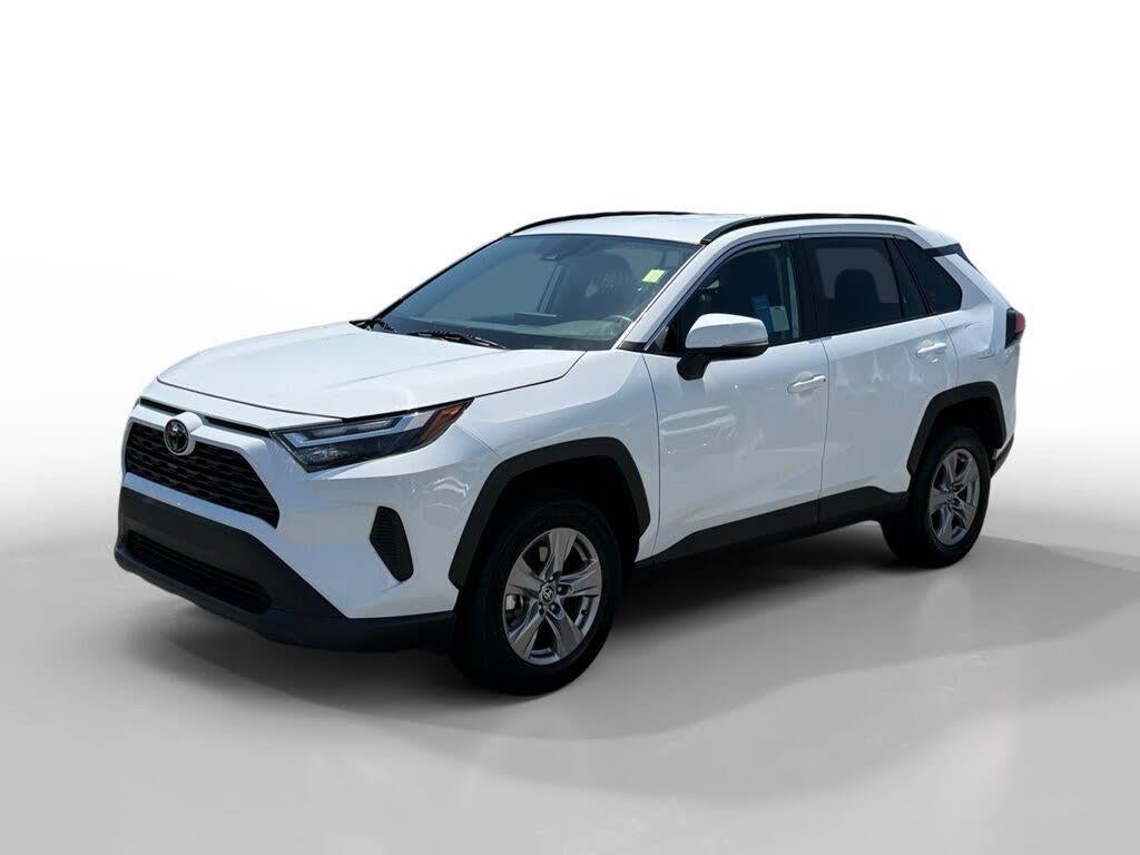 2025 Toyota RAV4 - $28,962