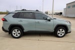 2019 RAV4 Thumbnail 4