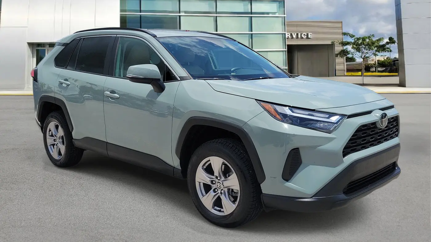 2022 Toyota RAV4 XLE