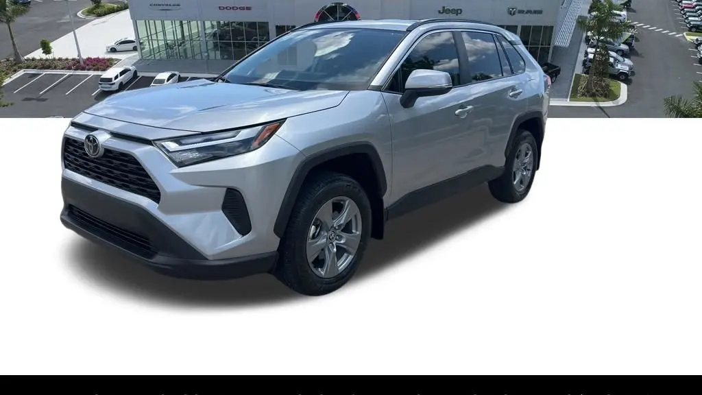 2025 Toyota RAV4 XLE
