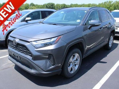 2025 Toyota RAV4 XLE 4DR SUV