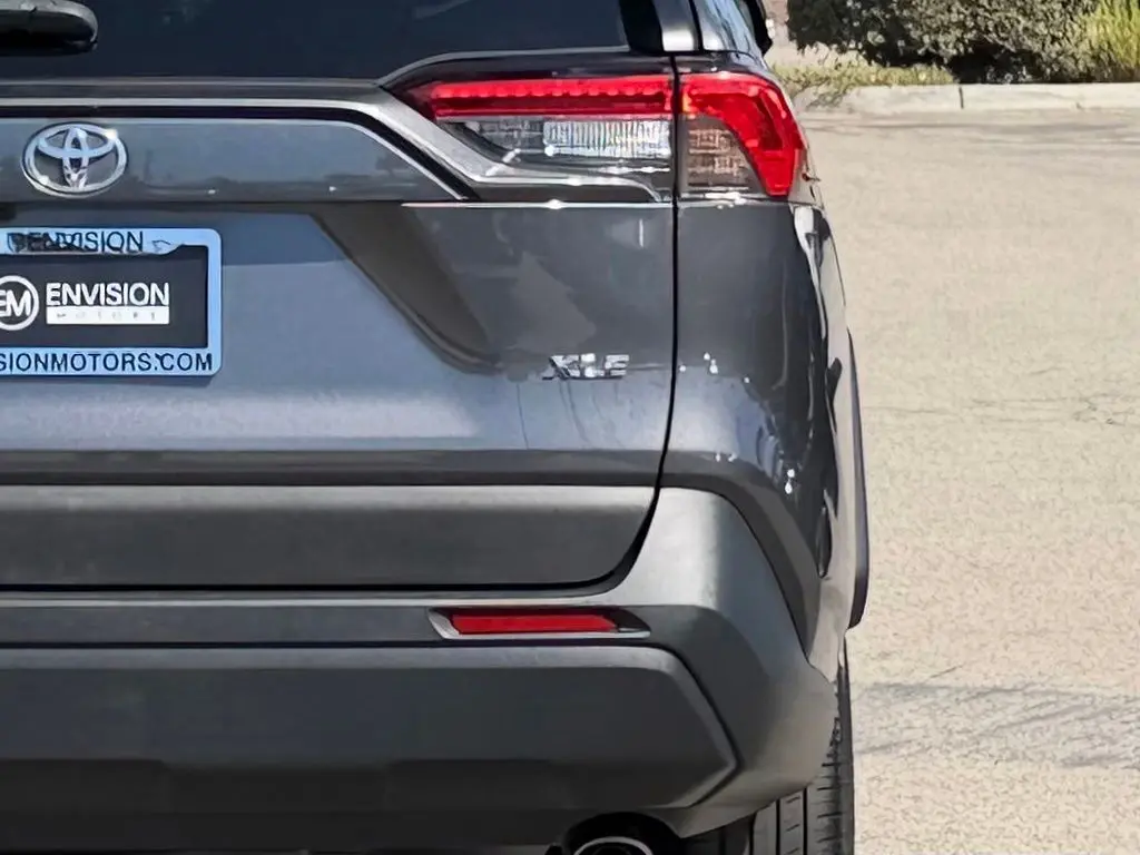 2020 Toyota RAV4 - $21,701