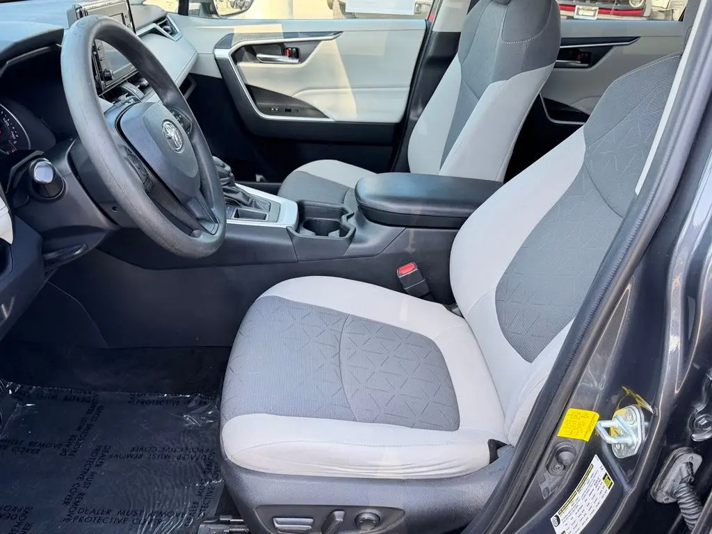 2020 Toyota RAV4 - $21,701