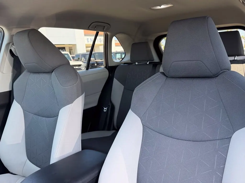 2020 Toyota RAV4 - $21,701