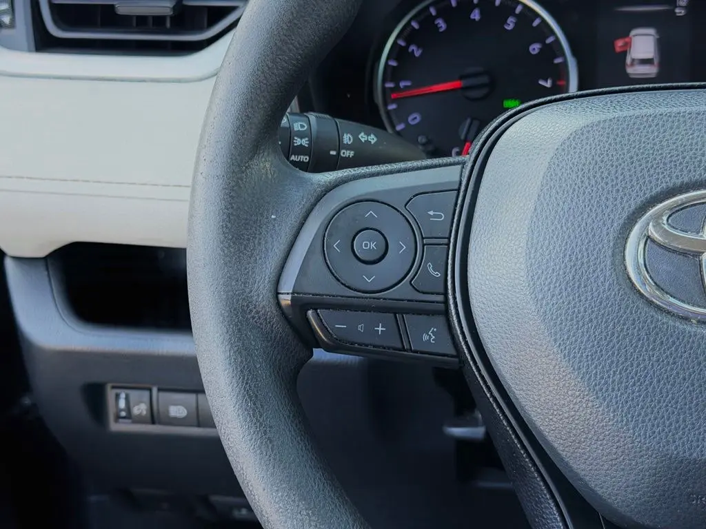 2020 Toyota RAV4 - $21,701
