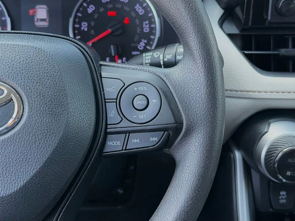 2020 Toyota RAV4 - $21,701