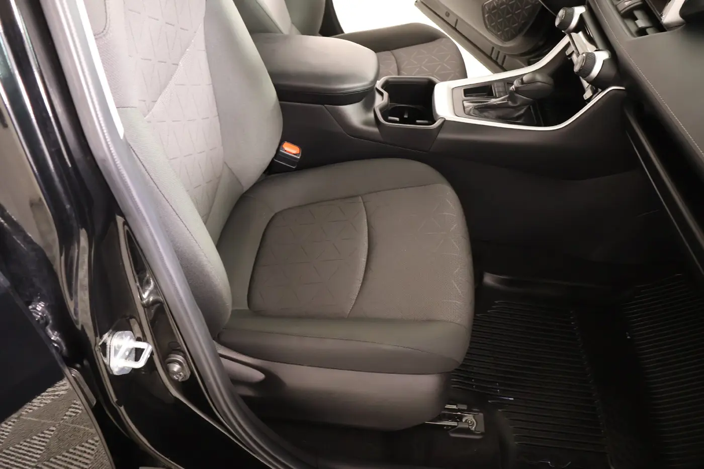 2024 Toyota RAV4 - $29,777