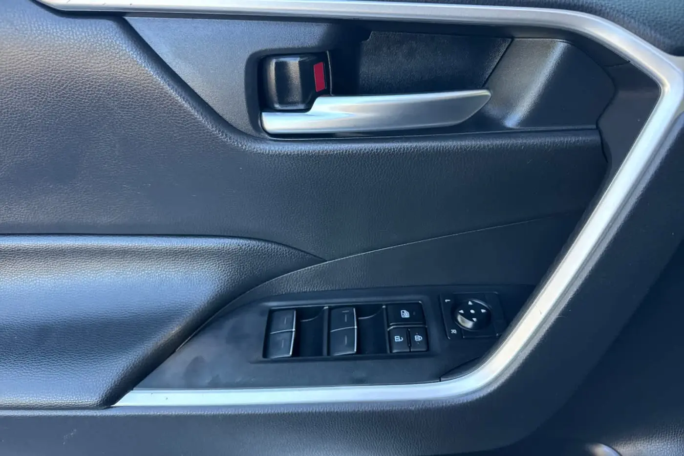2024 Toyota RAV4 - $27,476