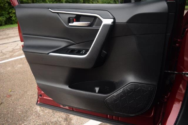 2020 Toyota RAV4 - $24,000