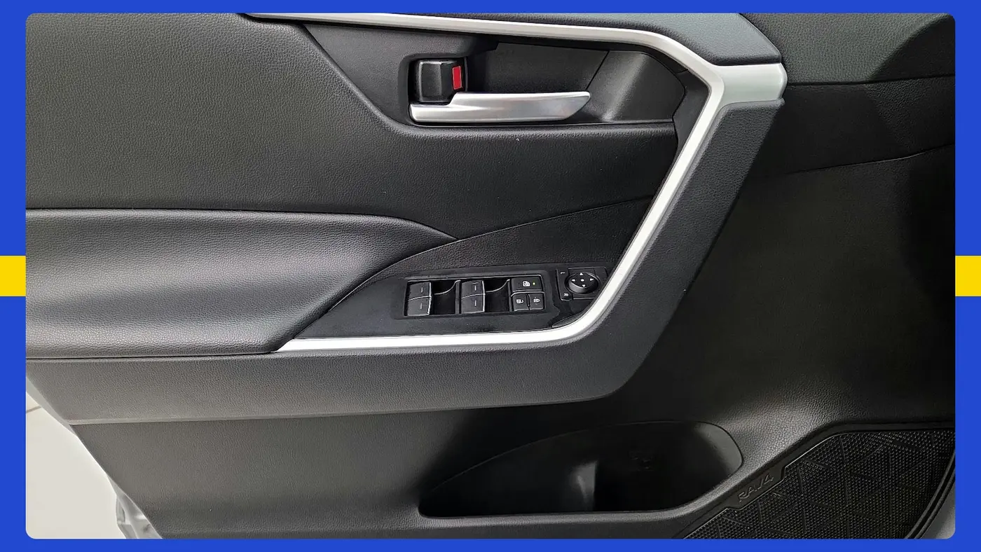 2025 Toyota RAV4 - $35,200