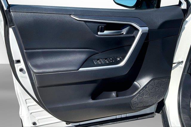2025 Toyota RAV4 - $34,401