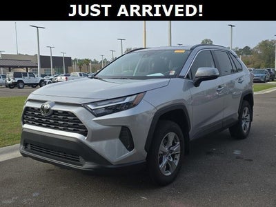 2025 Toyota RAV4 XLE 4DR SUV