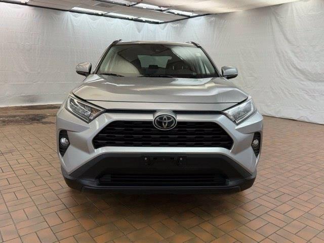 2019 Toyota RAV4 - $18,500