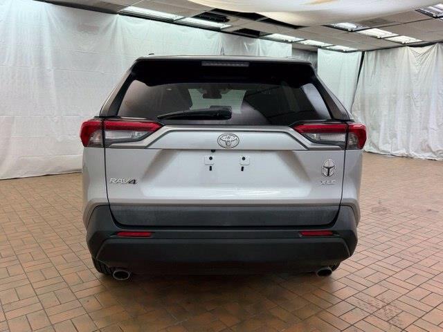 2019 Toyota RAV4 - $18,500